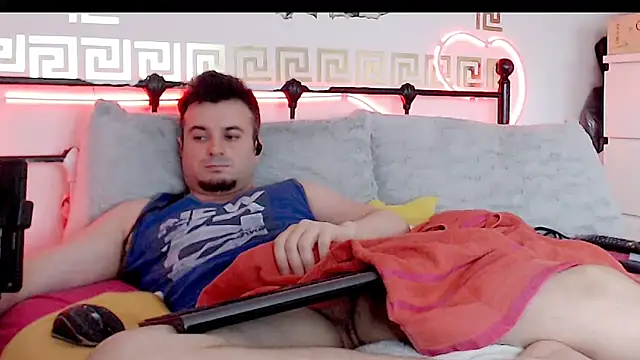 Snapshot of erotico69xxx chatting on 09.18.25 erotico69xxx online show from 09.18.25