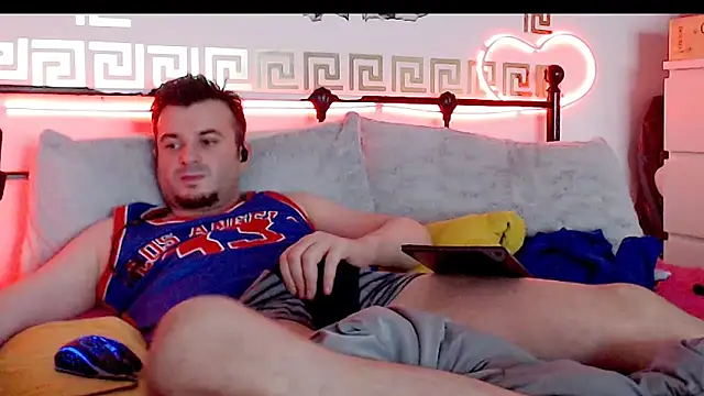 Snapshot of erotico69xxx chatting on 09.20.25 erotico69xxx online show from 09.20.25