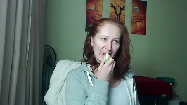 AmellyGrand online show from 11.16.25