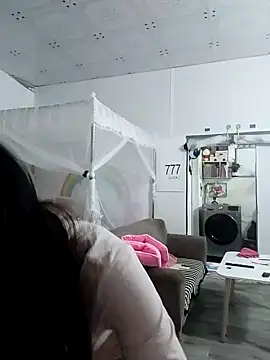 I AM NOT A SLUT online show from 12.14.24