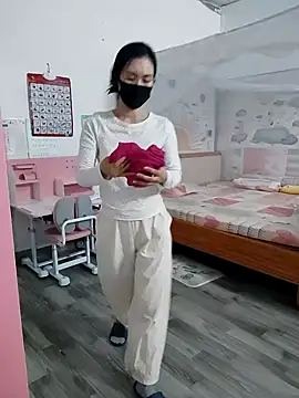 I AM NOT A SLUT online show from 09.26.25