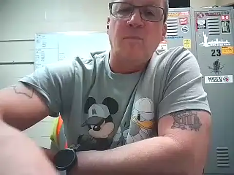 Snapshot of Cockrub1 chatting on 12.24.24 Cockrub1 online show from 12.24.24