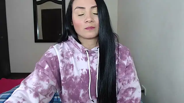 Snapshot of celeste_2023 chatting on 12.11.24 celeste 2023 online show from 12.11.24