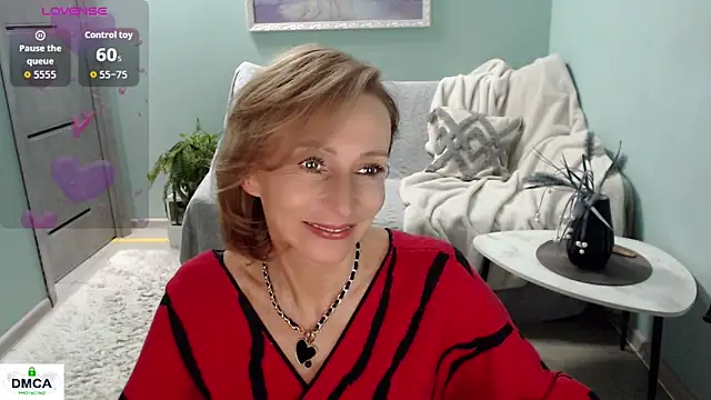 Snapshot of HornyMilf_777 chatting on 04.21.26 HornyMilf 777 online show from 04.21.26