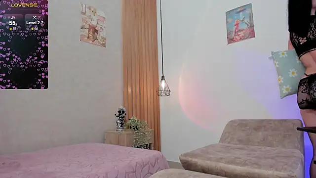 PawgGirl18 online show from 01.28.25