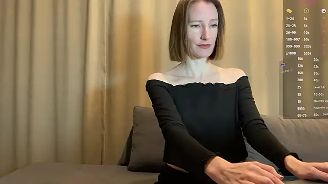 MonikaBos online show from 02.15.25