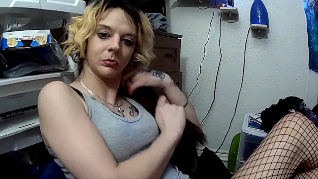 dangereyez0010 online show from 04.01.26