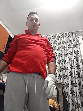 Snapshot of florin421 chatting on 02.20.26 florin421 online show from 02.20.26