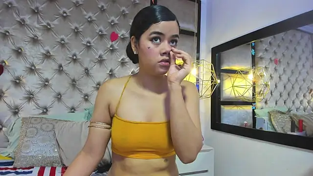 Snapshot of Angela_lovee chatting on 02.27.26 Angela lovee online show from 02.27.26