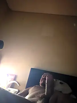 Snapshot of antoniox1978 chatting on 11.18.25 antoniox1978 online show from 11.18.25