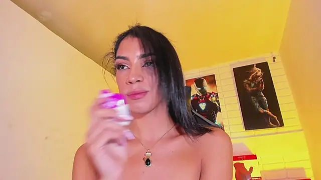 Alahia Rodriguez online show from 03.06.25