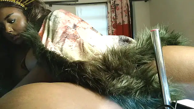 Snapshot of SiminFox chatting on 04.29.26 SiminFox online show from 04.29.26