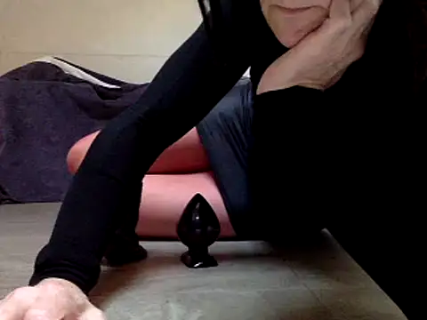 Snapshot of Asia_Pantyhosed chatting on 02.21.25 Asia Pantyhosed online show from 02.21.25