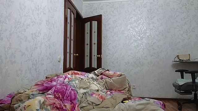 Nelly Fischer online show from 01.16.25