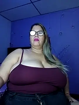 EllisW8 online show from 11.25.25