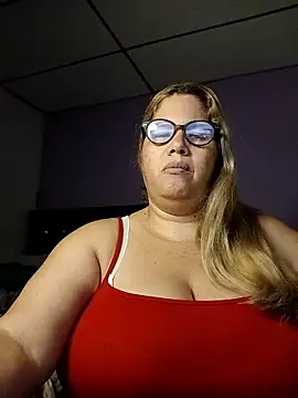 EllisW8 online show from 01.08.26