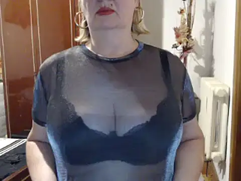 Secretfox online show from 10.14.25