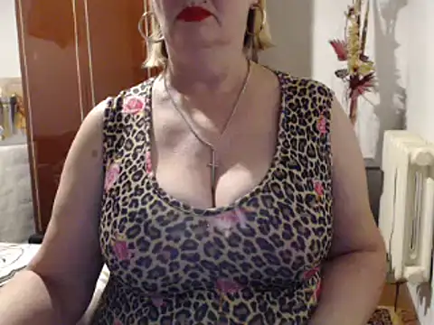 Secretfox online show from 12.01.25