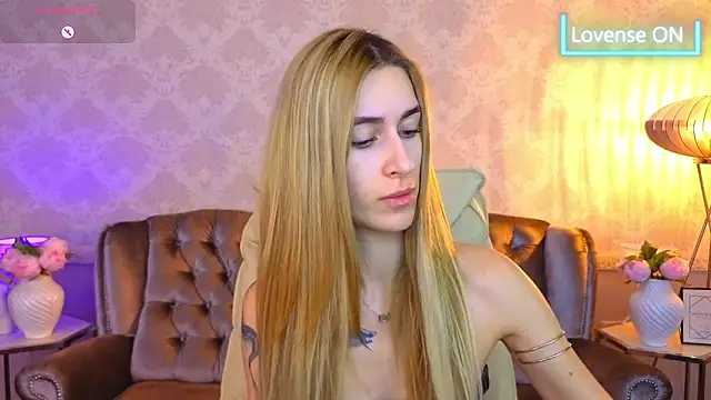 Sexy Lava online show from 11.10.25