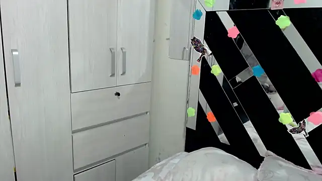 katery wok11 online show from 11.10.25