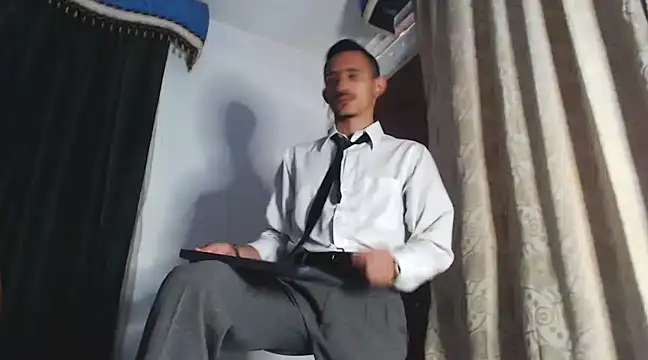 HomeAloneK online show from 02.05.25