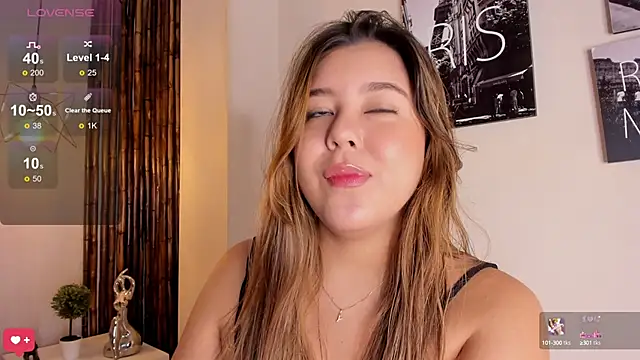 Snapshot of Aria_Reid chatting on 02.18.25 Aria Reid online show from 02.18.25