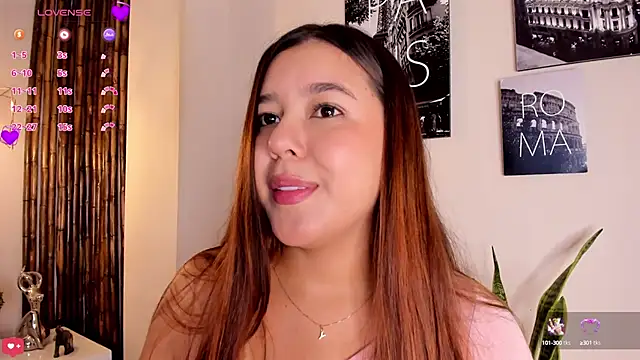 Snapshot of Aria_Reid chatting on 09.10.25 Aria Reid online show from 09.10.25