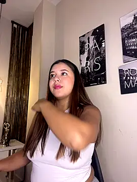 Snapshot of Aria_Reid chatting on 10.23.25 Aria Reid online show from 10.23.25