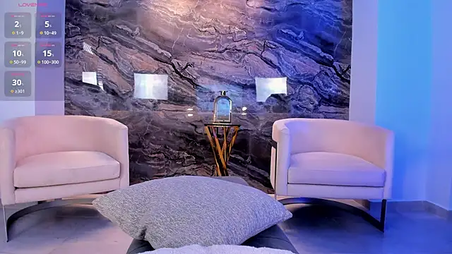 Snapshot of SofiaReyes1 chatting on 02.09.25 SofiaReyes1 online show from 02.09.25