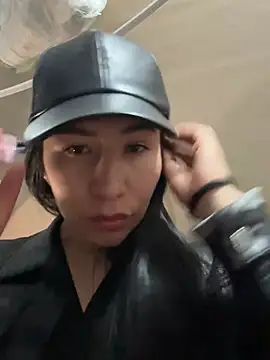 kim monti online show from 01.12.25