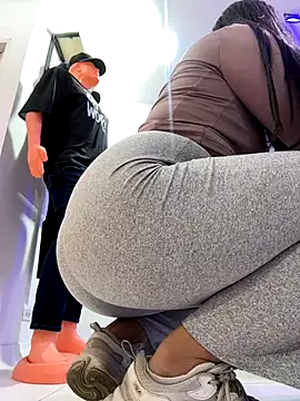 kim monti online show from 12.04.25