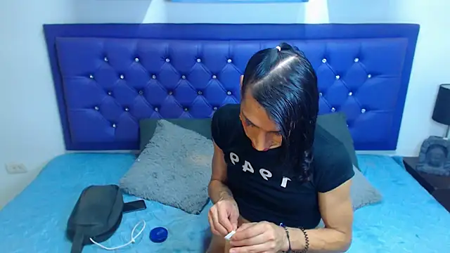 kiwii nasty online show from 03.10.26