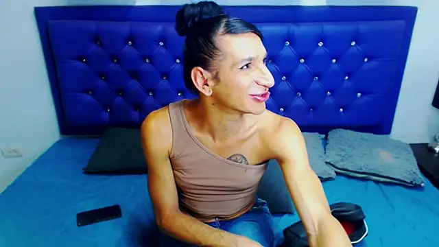 Snapshot of kiwii_nasty chatting on 04.21.26 kiwii nasty online show from 04.21.26