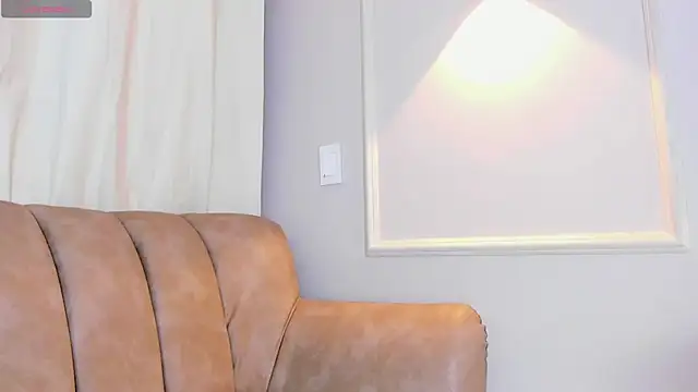 Snapshot of Lia_walton chatting on 12.14.24 Lia walton online show from 12.14.24