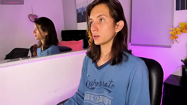 Feniix   online show from 01.17.25