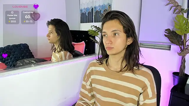 Feniix   online show from 01.18.25