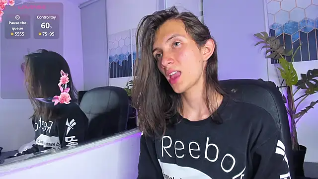 Feniix   online show from 01.31.25