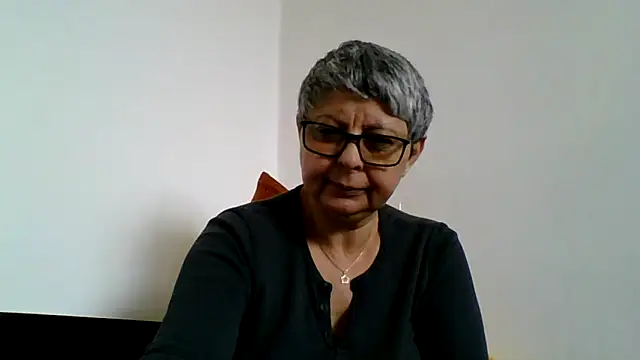 roseblak42 online show from 03.19.26