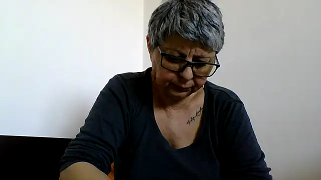 roseblak42 online show from 03.26.26