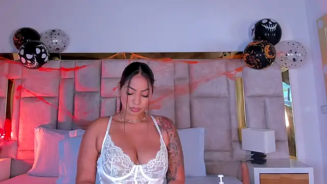 Miss Abigail  online show from 10.25.25