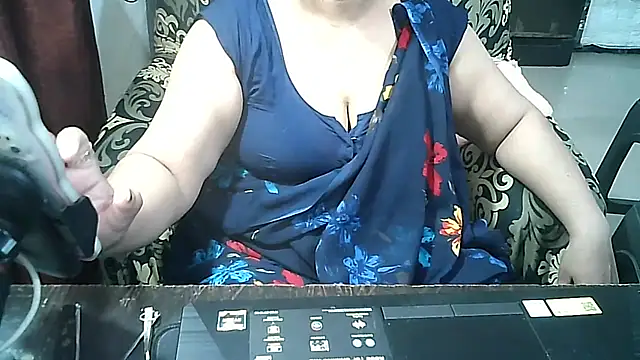 Snapshot of Punambhabisexy chatting on 10.09.25 Punambhabisexy online show from 10.09.25