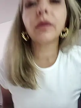  Abril-Office1 online show from 02.10.25