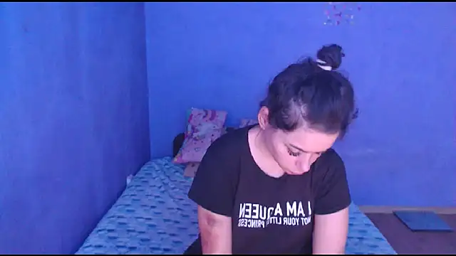 LovelyJulliette online show from 03.07.25