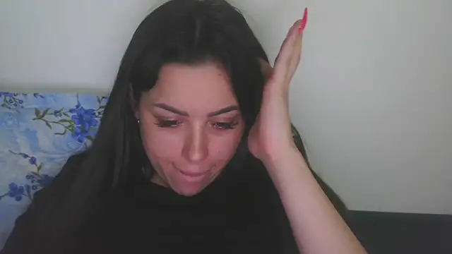 Snapshot of LovelyJulliette chatting on 05.11.26 LovelyJulliette online show from 05.11.26