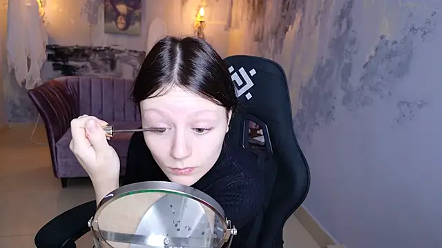 Snapshot of VeliraBraitberg chatting on 12.08.24 VeliraBraitberg online show from 12.08.24