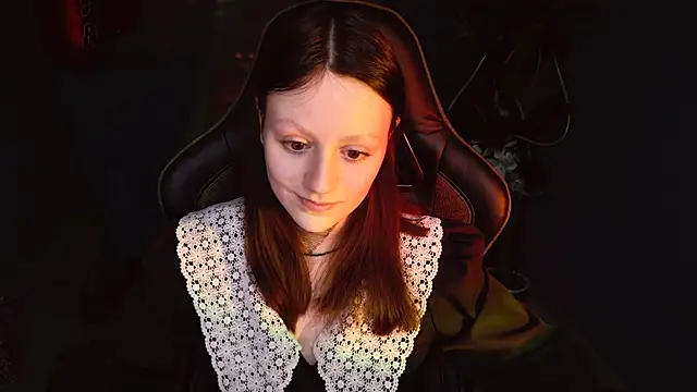 Snapshot of VeliraBraitberg chatting on 01.04.25 VeliraBraitberg online show from 01.04.25