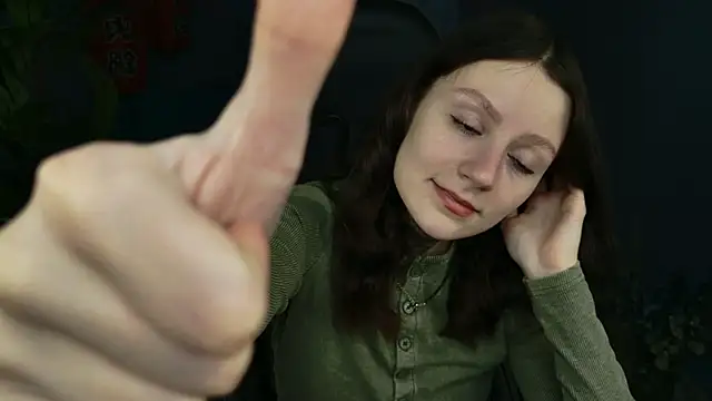 Snapshot of VeliraBraitberg chatting on 02.09.25 VeliraBraitberg online show from 02.09.25