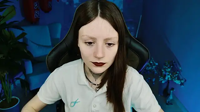 Snapshot of VeliraBraitberg chatting on 03.07.25 VeliraBraitberg online show from 03.07.25