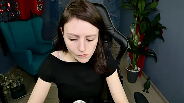 VeliraBraitberg online show from 02.20.26