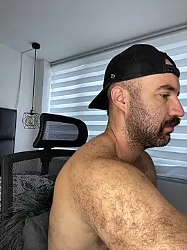 Snapshot of ADONIS_ART01 chatting on 11.05.25 ADONIS ART01 online show from 11.05.25